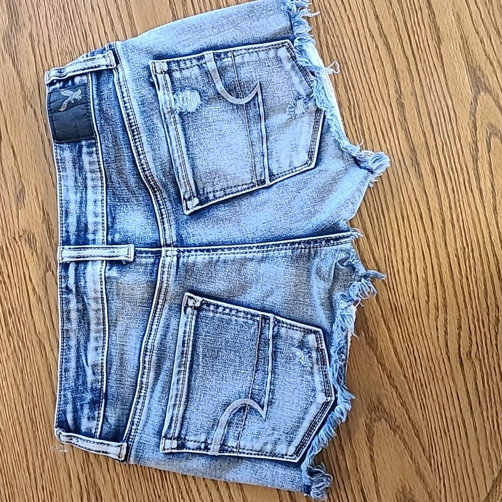 AEO Shortie Shorts